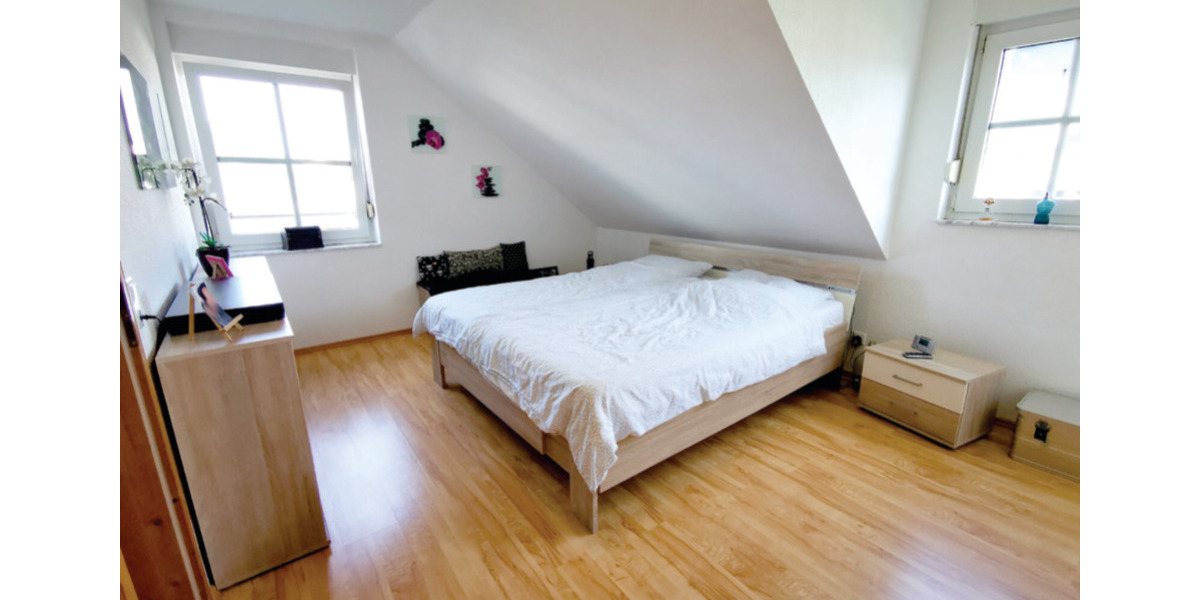 Doppelhaushälfte Neuenrade - 3 Zimmer, 101 m&sup2;, 240.000&euro; | Angebot:24720630