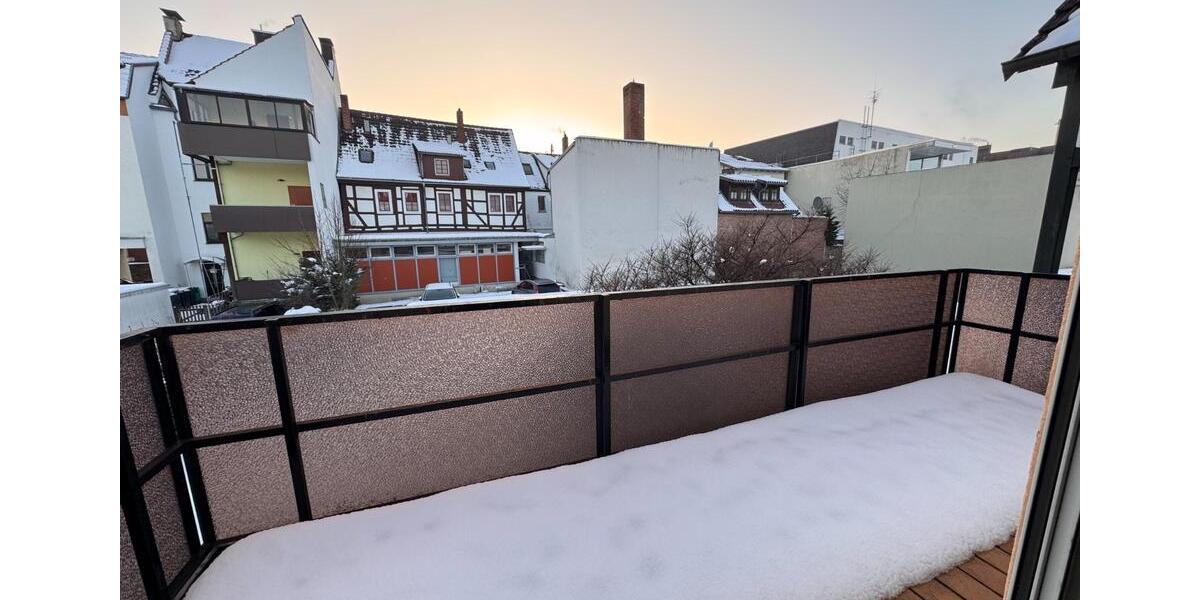 Etagenwohnung Bad Hersfeld - 7 Zimmer, 140 m&sup2;, 850&euro; | Angebot:25025005