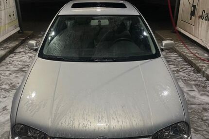 VW Golf 170.000 km 1.799 &euro; Tettnang 88069