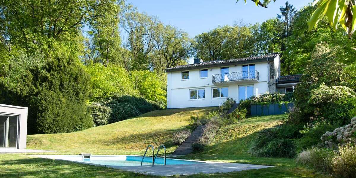 Einfamilienhaus Königstein im Taunus - 6 Zimmer, 240 m&sup2;, 2.800.000&euro; | Angebot:26399649