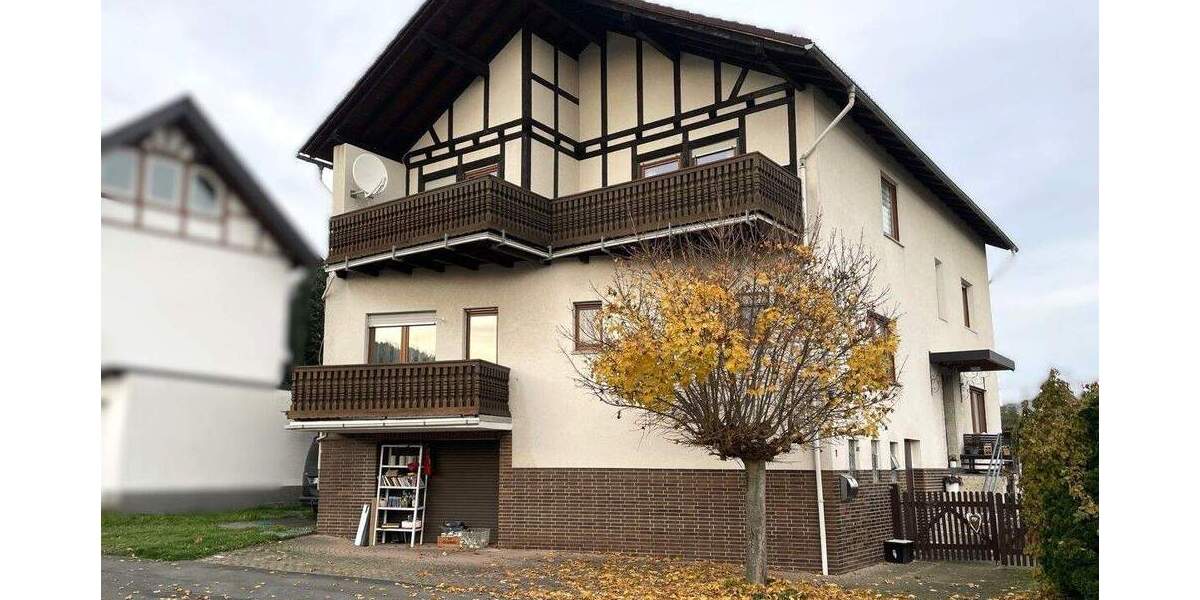 Wallau: Großes Wohnhaus mit sonnigem Garten 6 zimmer