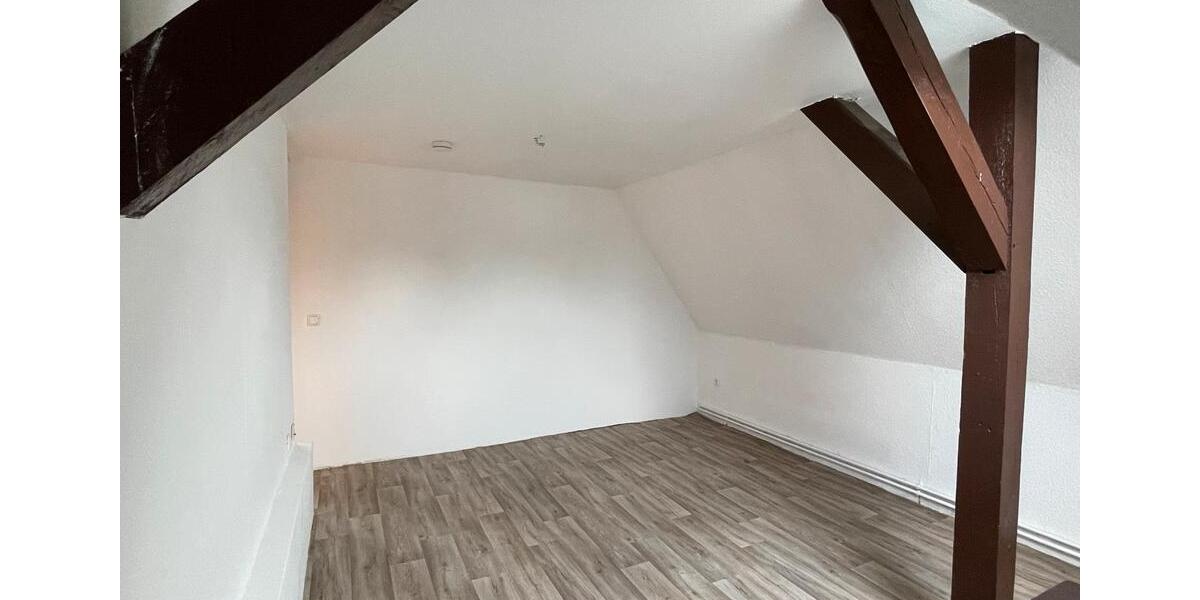 Dachgeschoßwohnung Anklam - 2 Zimmer, 55 m&sup2;, 365&euro; | Angebot:26085754