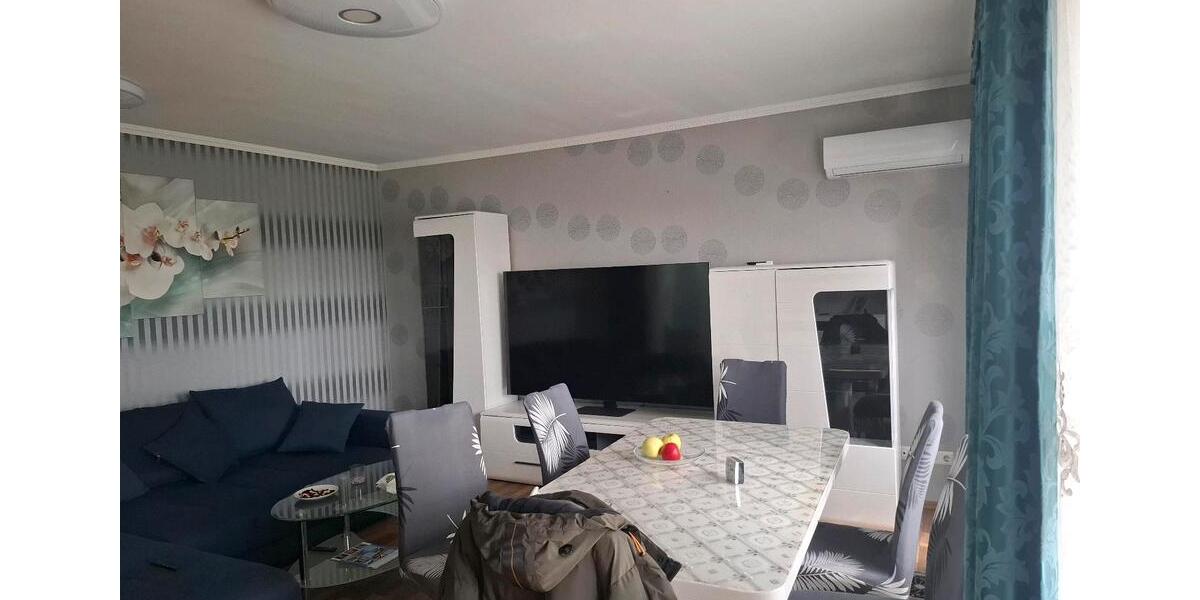 Etagenwohnung Frechen - 3 Zimmer, 80 m&sup2;, 1.500&euro; | Angebot:26475271