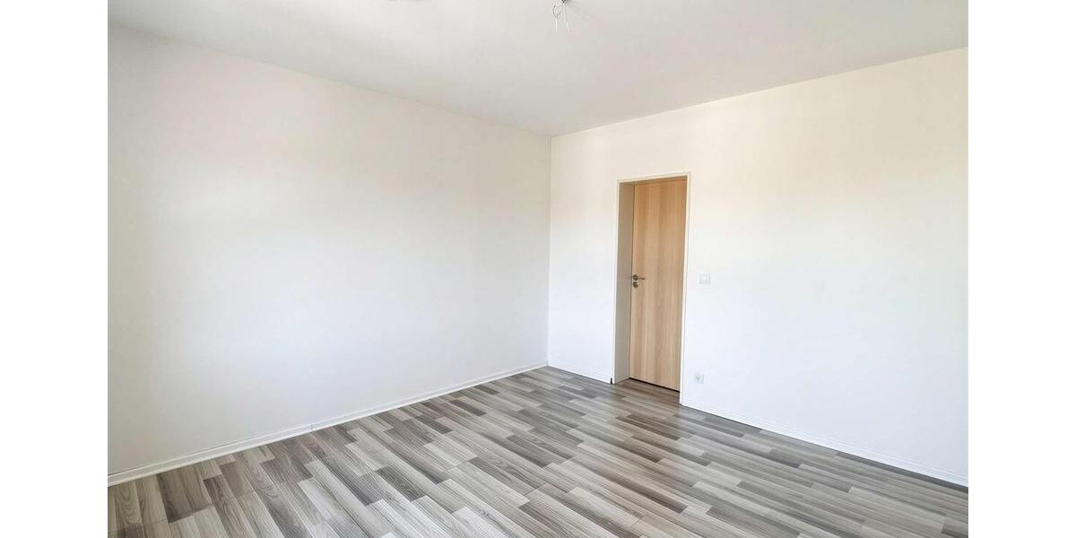 Etagenwohnung Oberhausen - 3 Zimmer, 94 m&sup2;, 800&euro; | Angebot:26490874