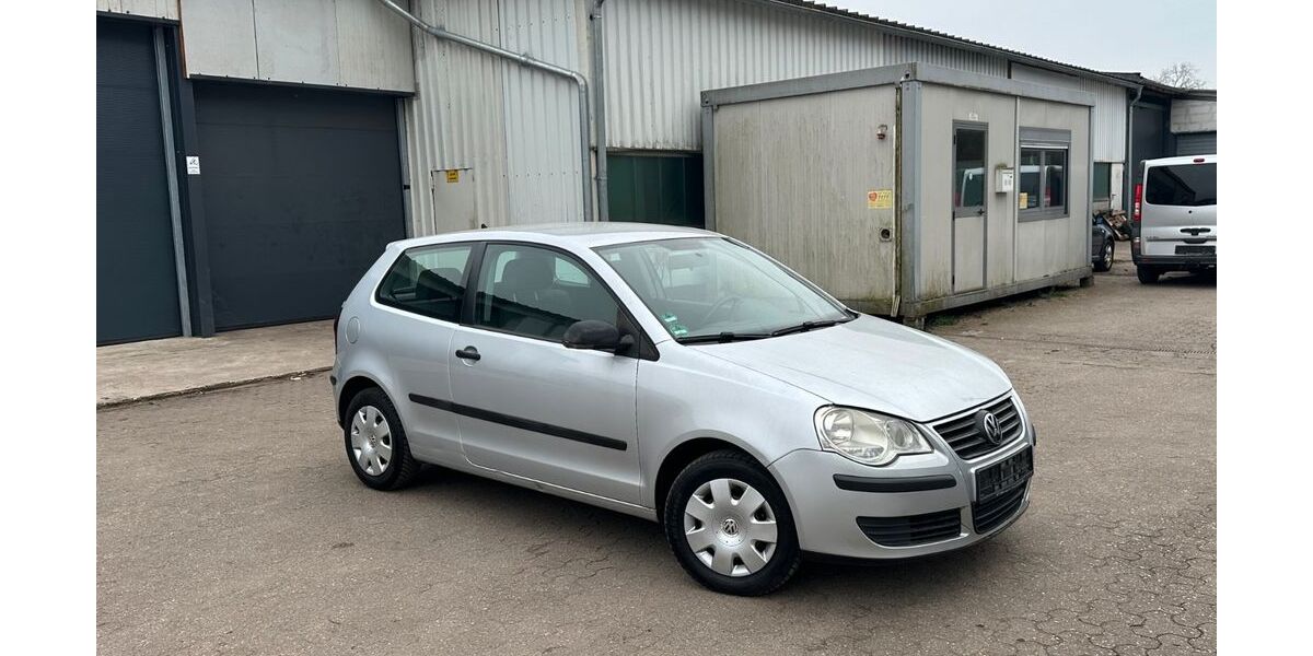 VW Polo 97.000 km 2.600 &euro; Wesel 46485