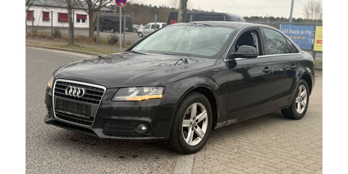 Audi A4 300.000 km 2.950 &euro; Mittenwalde 15749