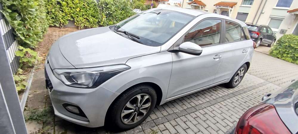 Hyundai i20 189.000 km 9.800 &euro; Mainz-Ebersheim 55129