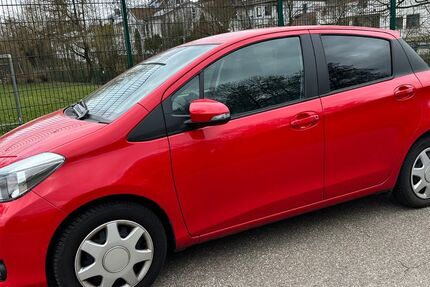 Toyota Yaris 15.200 km 8.900 &euro; Ellhofen 74248