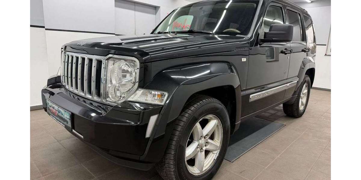 Jeep Cherokee 298.730 km 9.990 &euro; München 81243