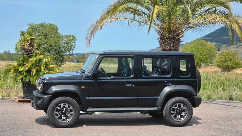 Suzuki Jimny 5.555 km 39.900 &euro; Offenburg- Zunsweier 77656