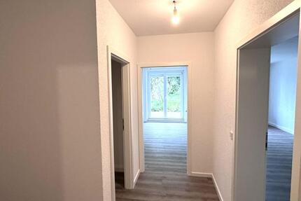 Wohnung Meerane - 2 Zimmer, 75 m&sup2;, 675&euro; | Angebot:26249454
