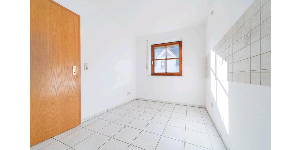 Etagenwohnung Kissing - 2 Zimmer, 66 m&sup2;, 935&euro; | Angebot:25920549