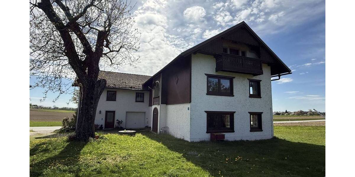 Einfamilienhaus Simbach am Inn / Kirchberg Simbach - 8 Zimmer, 215 m&sup2;, 320.000&euro; | Angebot:26817265