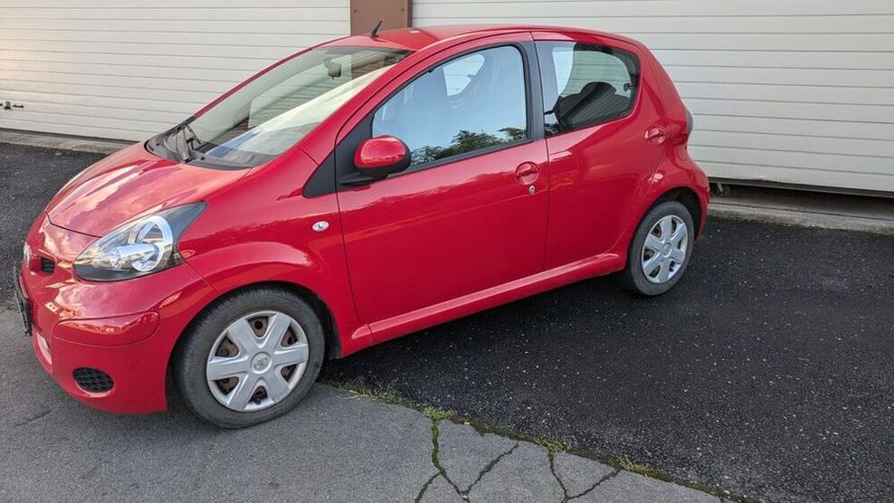 Aygo (X)