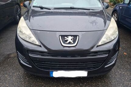 Peugeot 207 122.000 km 2.399 &euro; Wuppertal 42107