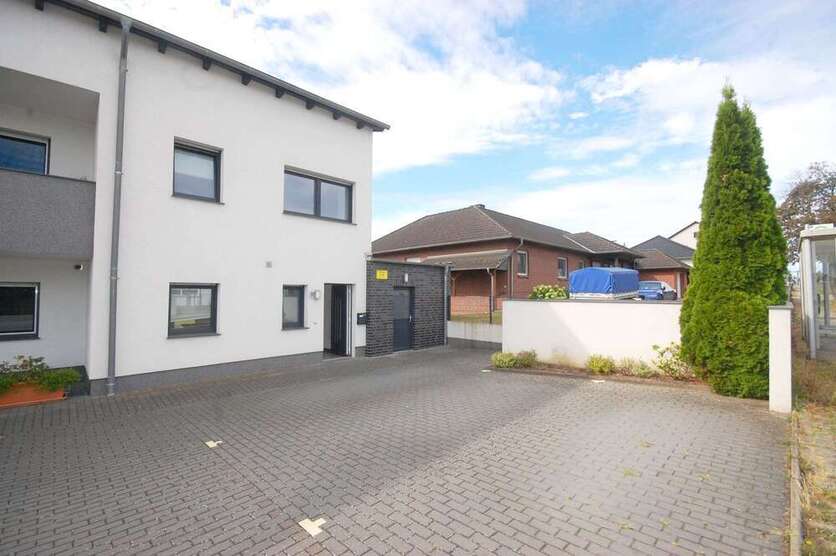 Haus zum Mieten in Wolfsburg 1.650 € 140 m²