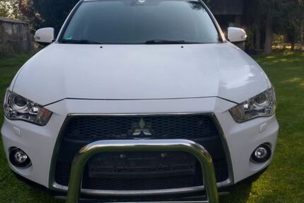 Mitsubishi Outlander 148.000 km 9.000 € Milower Land 14715