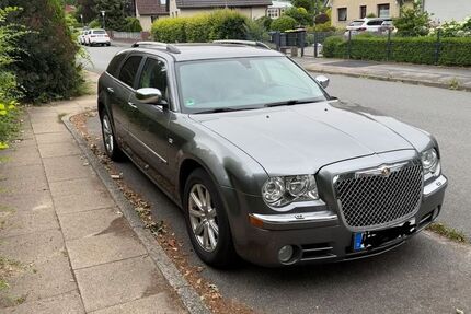 Chrysler 300C 240.000 km 3.500 &euro; Hamburg 20537