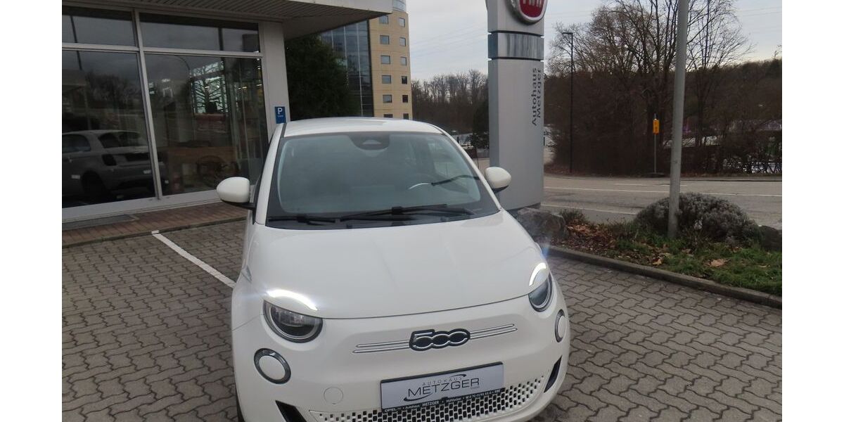 Fiat 500e 6.120 km 19.950 &euro; Mühlacker 75417