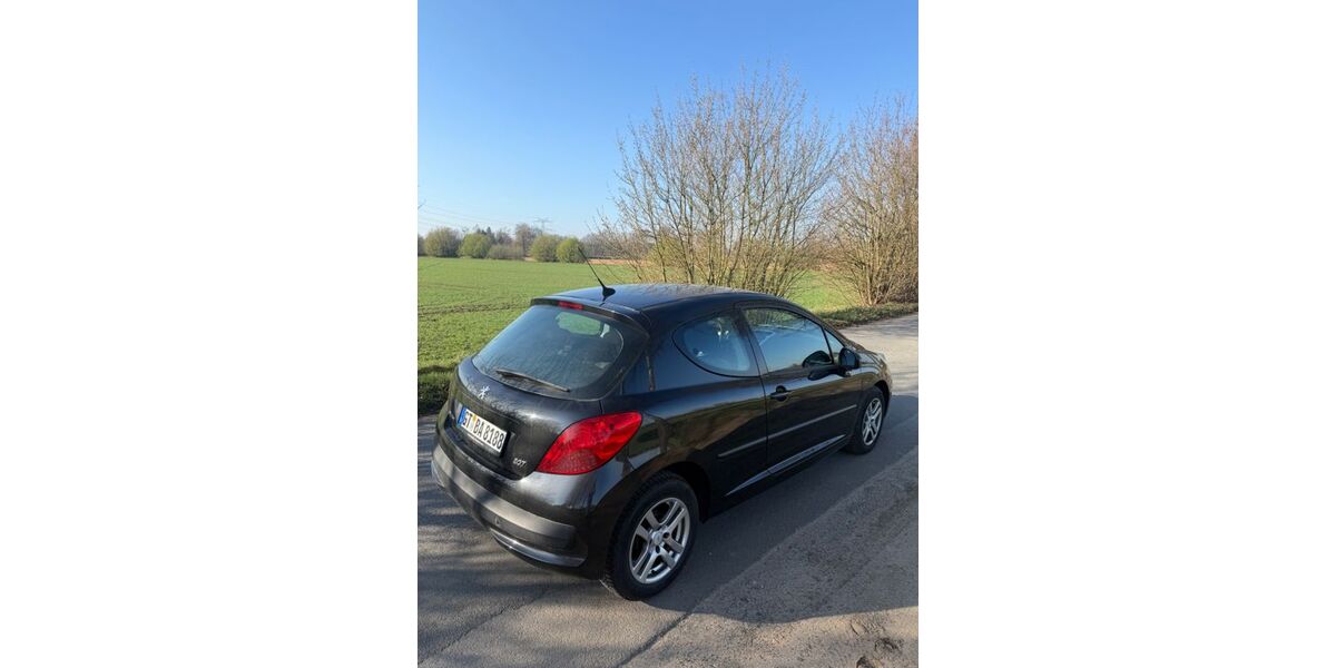 Peugeot 207 71.000 km 2.290 &euro; GÜTERSLOH 33334