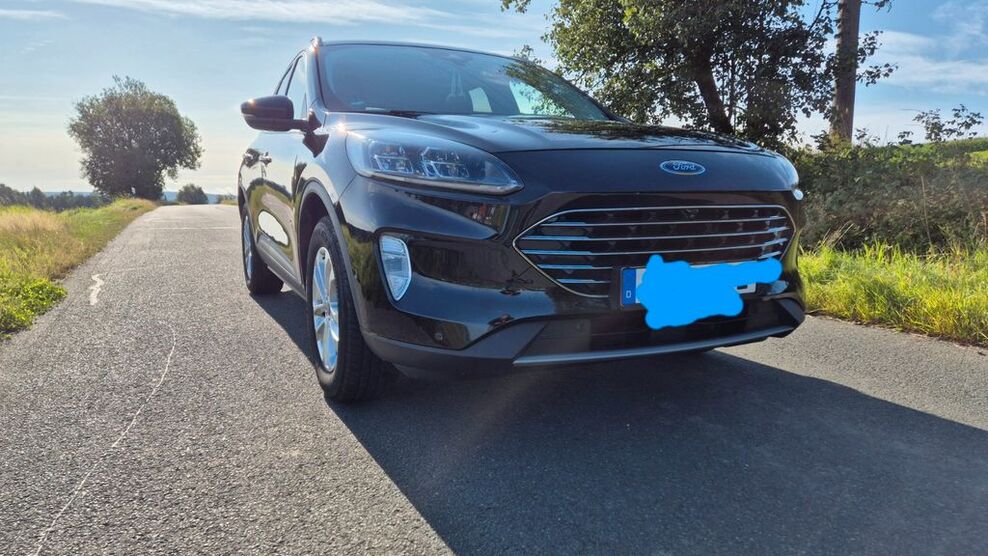 Ford Kuga 72.500 km 21.300 € Stammbach 95236