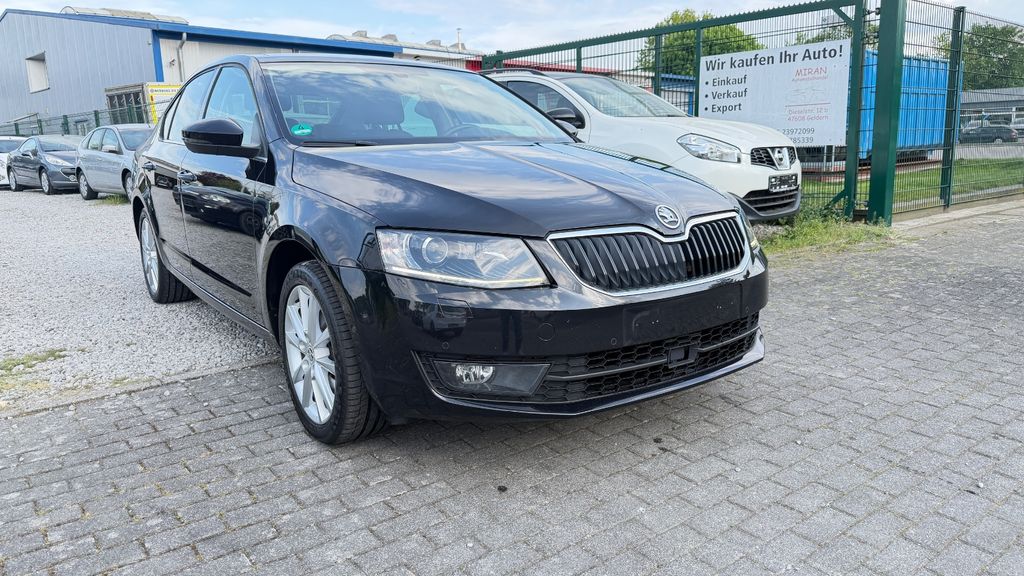 Skoda Octavia 203.000 km 9.900 &euro; Geldern 47608