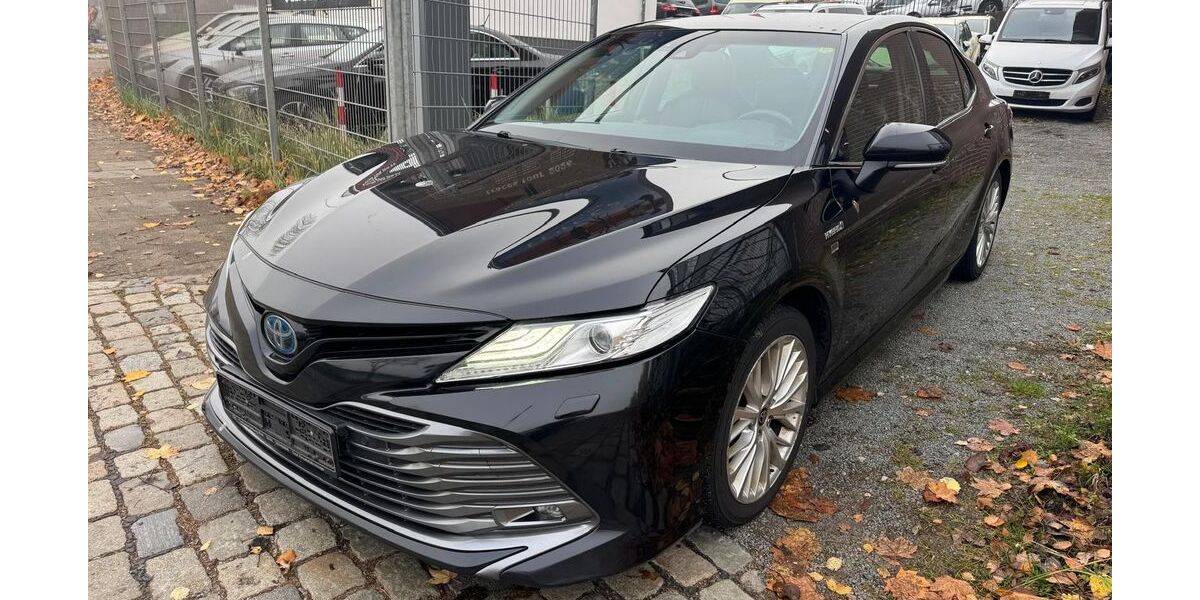 Toyota Camry 267.500 km 14.999 &euro; Hamburg 22113