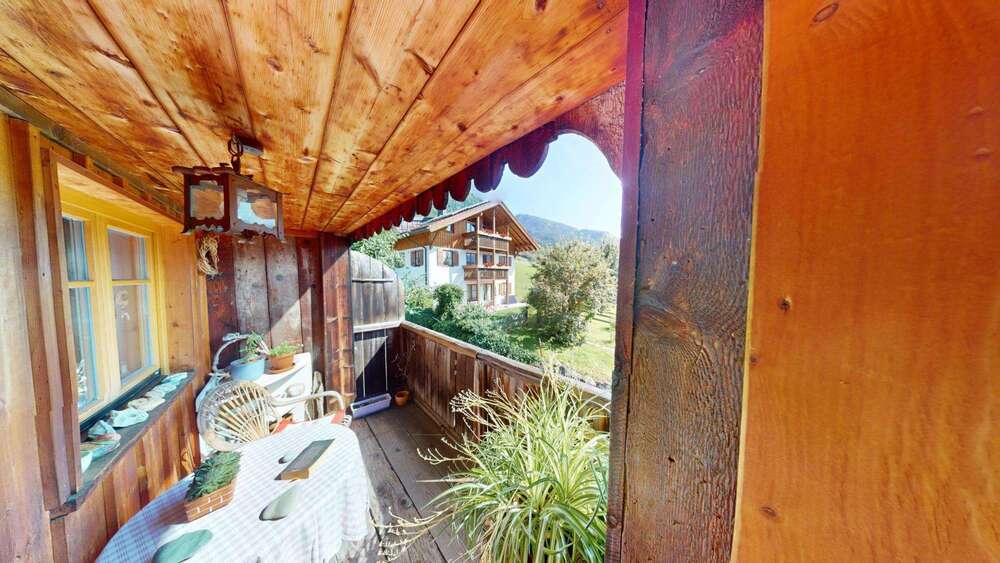 Haus zum Kaufen in Bad Hindelang 680.000 € 276 m² 10 zimmer