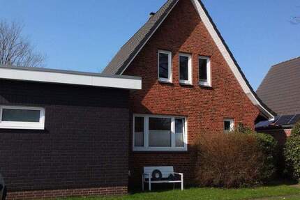 Husum an der Nordsee, sehr stadtnah bei absoluter Ruhe mit pflegeleichtem Garten 5 zimmer