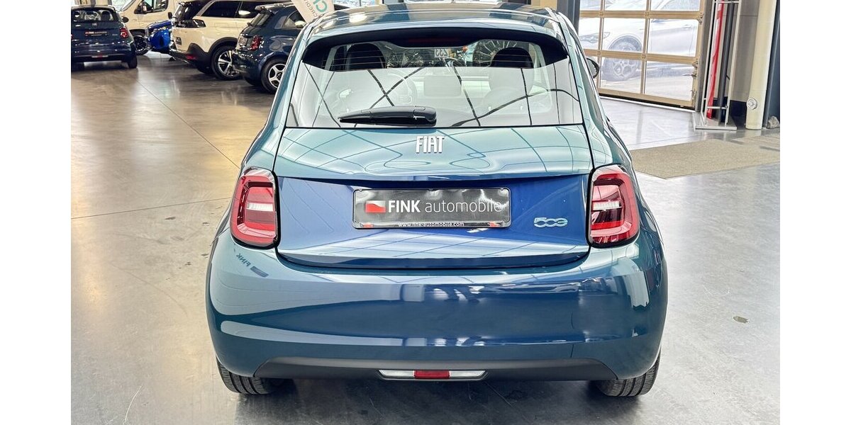 Fiat 500e Action Carplay Android Automatik 1.Hand 11.600 km 12.600 &euro; Lich 35423