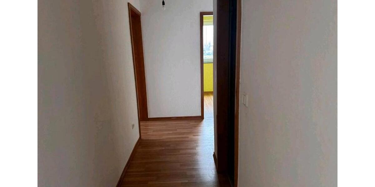 Etagenwohnung Mainaschaff - 5 Zimmer, 120 m&sup2;, 1.200&euro; | Angebot:26403675