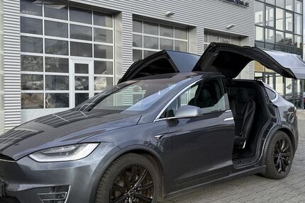 Tesla Model X 61.000 km 49.980 &euro; Berlin-Lichtenberg 10365