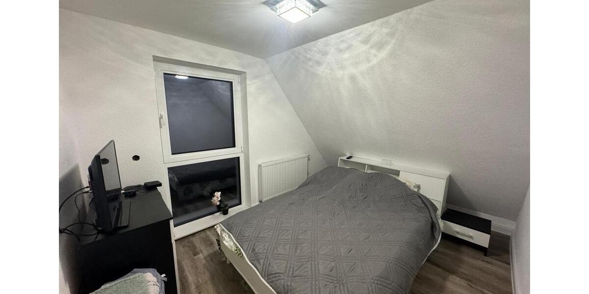 Einfamilienhaus Knüllwald - 5 Zimmer, 160 m&sup2;, 1.250&euro; | Angebot:26564672