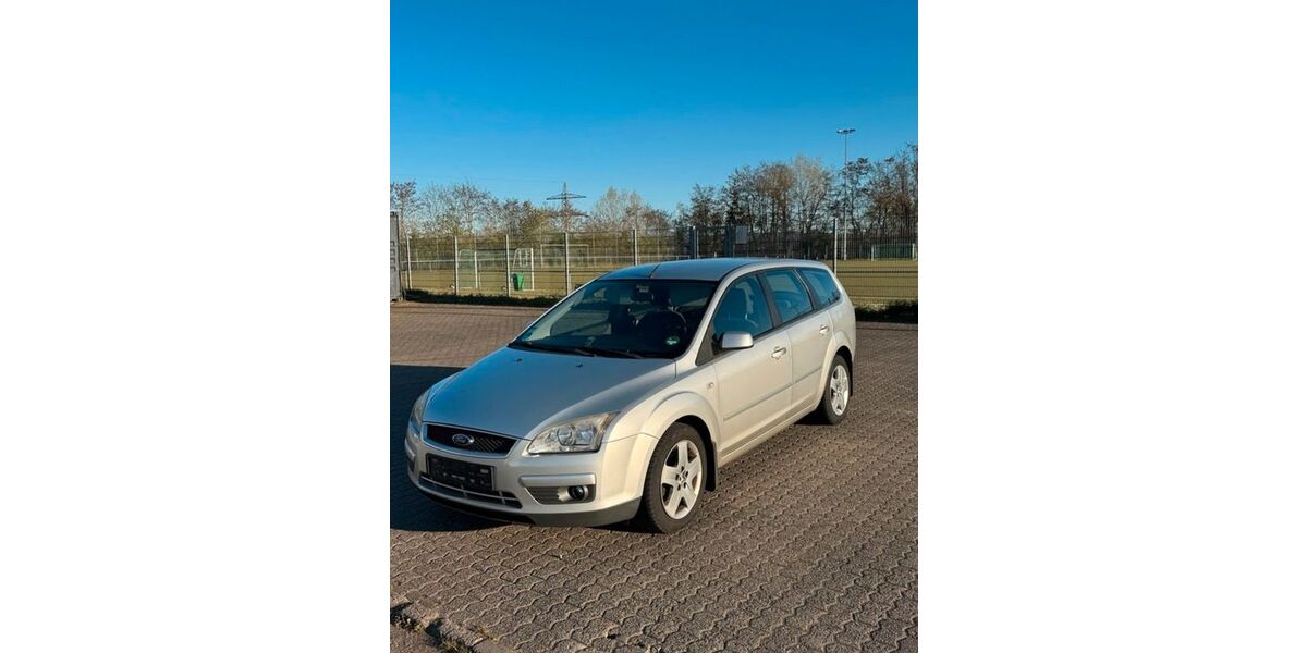 Ford Focus 278.000 km 850 &euro; Dillingen 66763