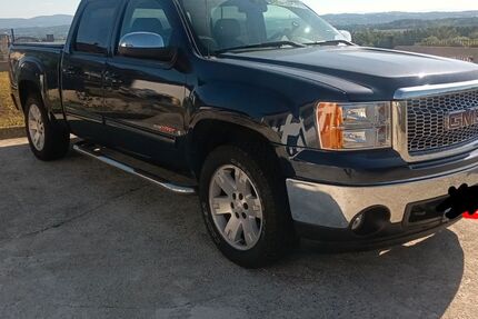 GMC Sierra 65.000 km 25.900 &euro; Winzer 94577