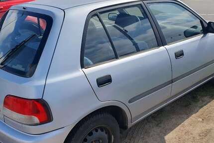 Daihatsu Charade 146.000 km 2.500 &euro; Hochdonn 25712