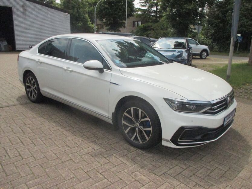 VW Passat 98.542 km 19.500 € Hollenstedt 21279