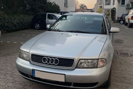 Audi A4 141.000 km 2.200 &euro; Bielefeld 33613