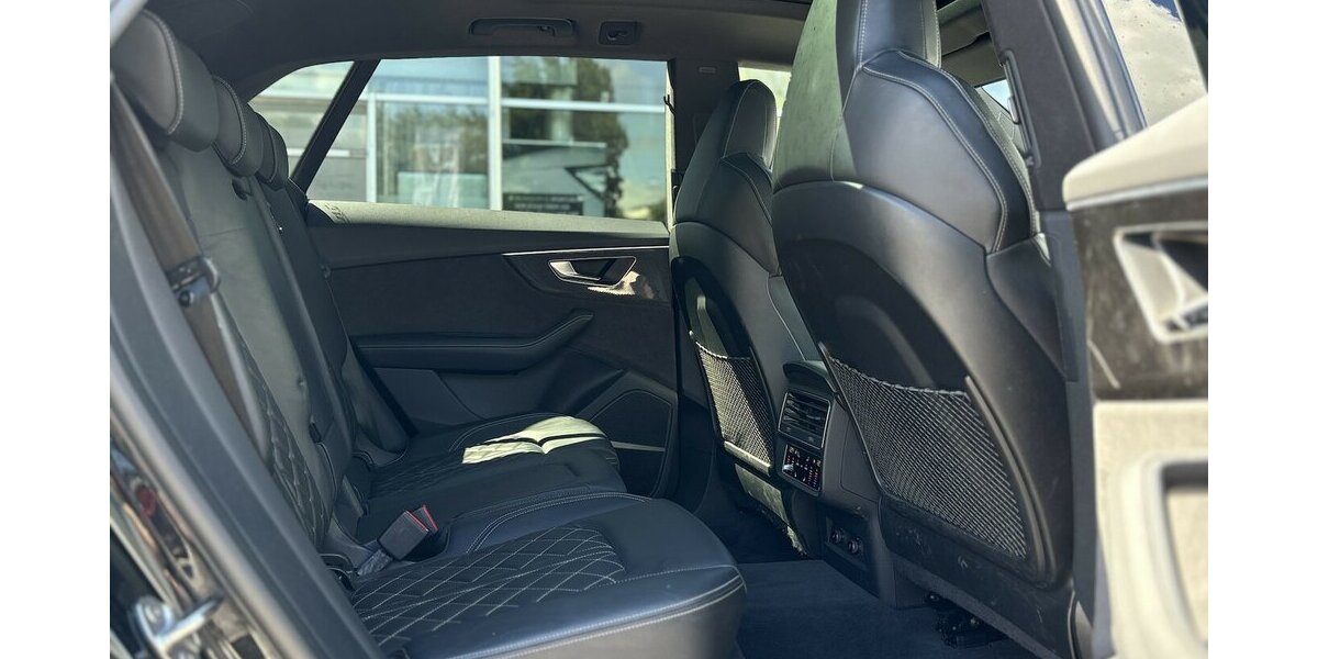 Audi SQ8 4.0 TFSI quattro HUD/MATRIX/MEMORY/360°/B&O 57.619 km 74.800 &euro; Villingen-Schwenningen 78054