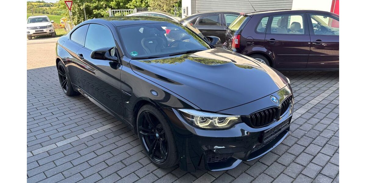 BMW M4 79.600 km 37.900 &euro; Volkach 97332