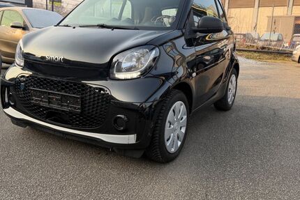 Smart ForTwo 13.550 km 11.390 &euro; Lübeck 23554