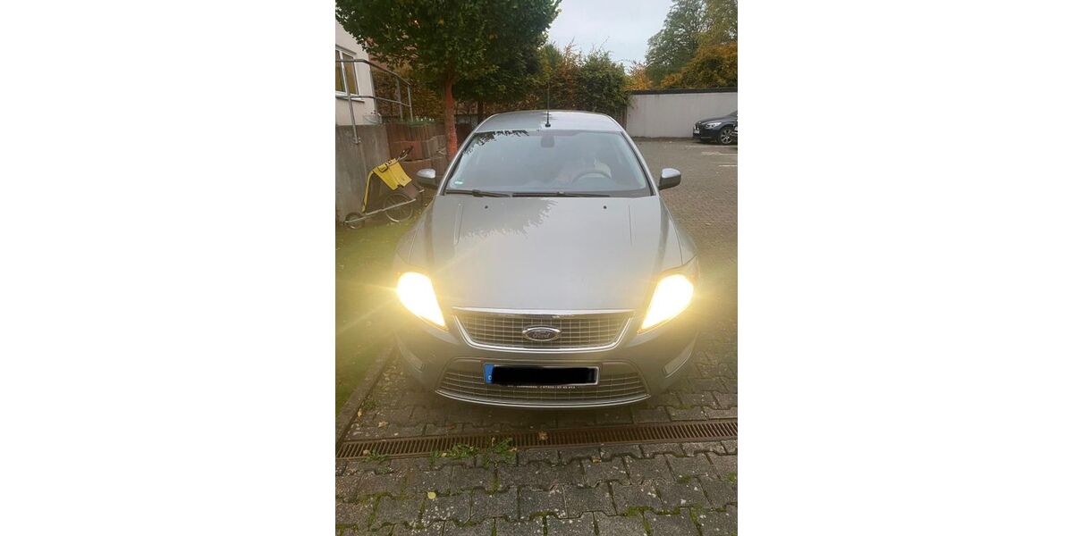 Ford Mondeo 230.000 km 3.200 &euro; Korbach 34497