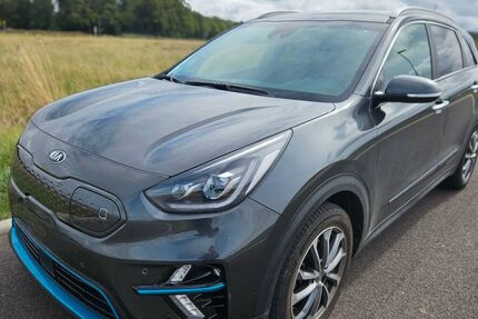 Kia Niro 79.900 km 17.990 € Alterkülz 56288