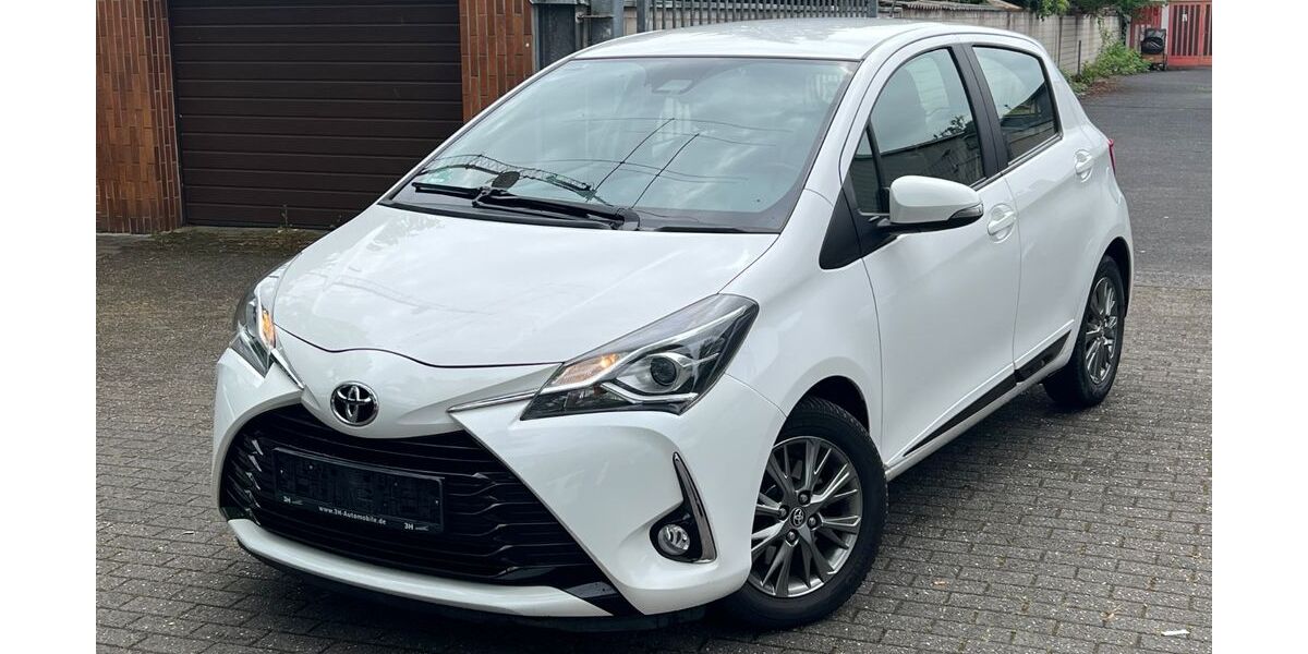 Toyota Yaris 87.700 km 10.399 &euro; Bergisch Gladbach 51469