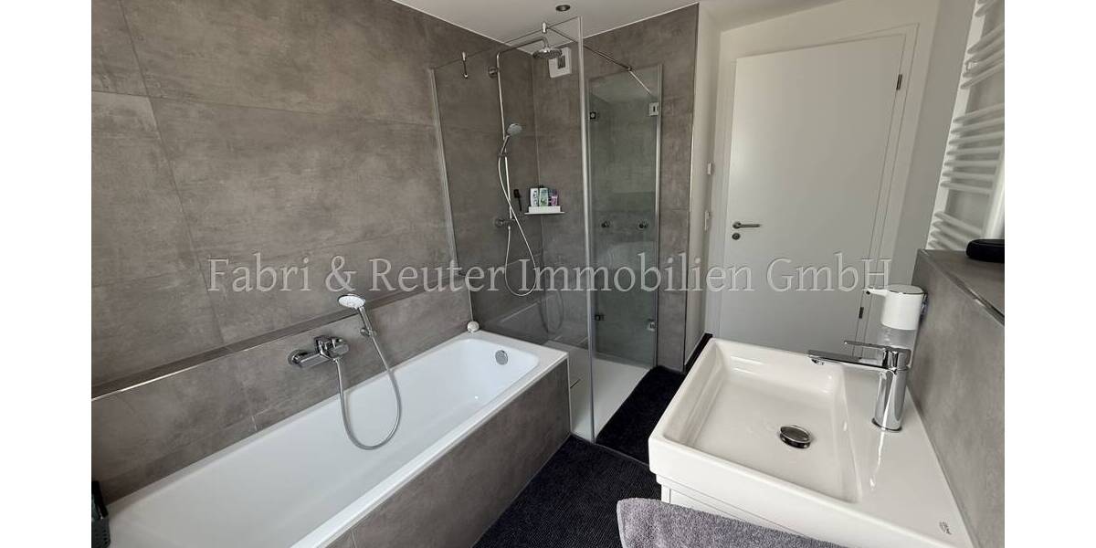 Etagenwohnung Kempen - 2 Zimmer, 74 m&sup2;, 1.090&euro; | Angebot:26786780