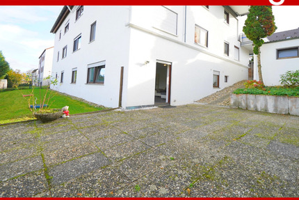 * Gartengeschoss-Whg. mit 130m² Terrassen- und Gartenfläche. 4 zimmer
