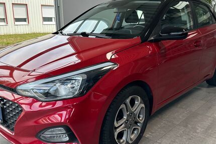 Hyundai i20 54.000 km 12.580 &euro; Papenburg 26871