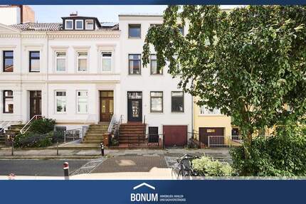 HOT-SPOT - OSTERTOR MFH mit 3 WE u. GA in ruhiger u. expon. Vermietungslage mit langfr. Potential 8 zimmer