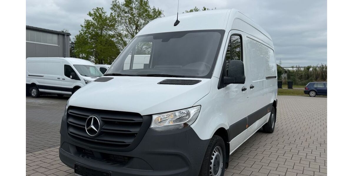 Mercedes-Benz Sprinter 210.003 km 20.900 &euro; Appen-Etz 25482