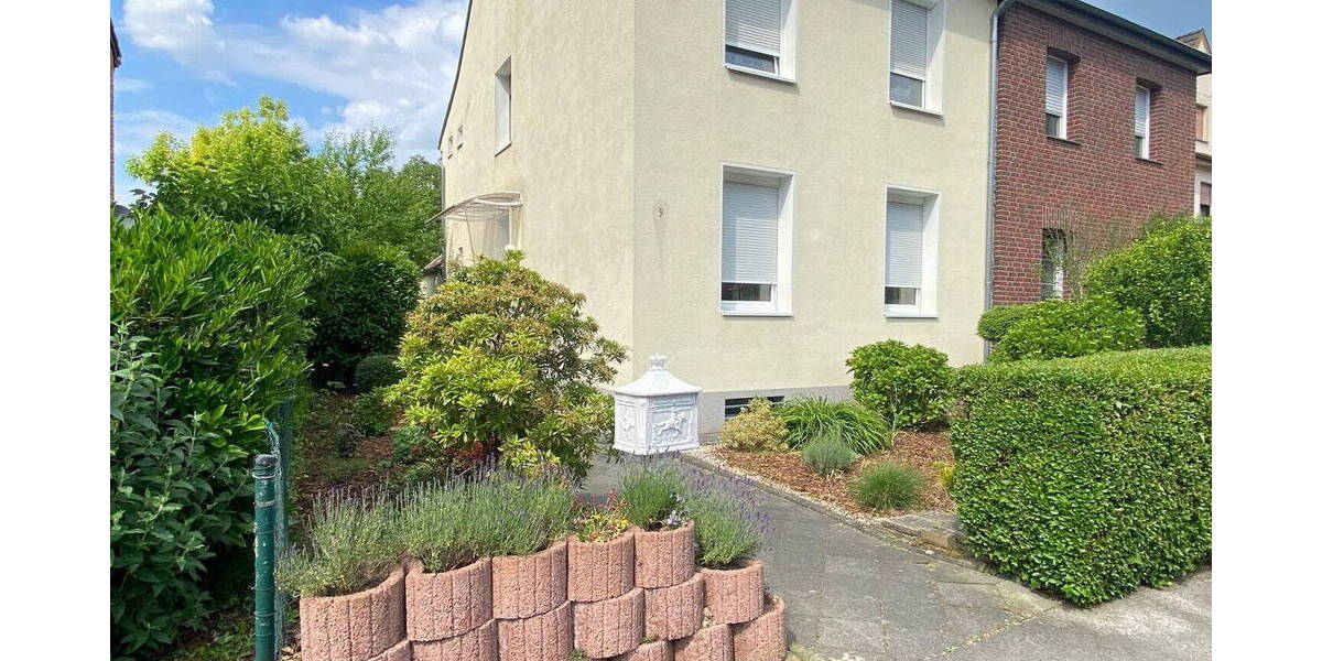 Doppelhaushälfte Mönchengladbach Lürrip - 7 Zimmer, 121 m&sup2;, 289.000&euro; | Angebot:26053640